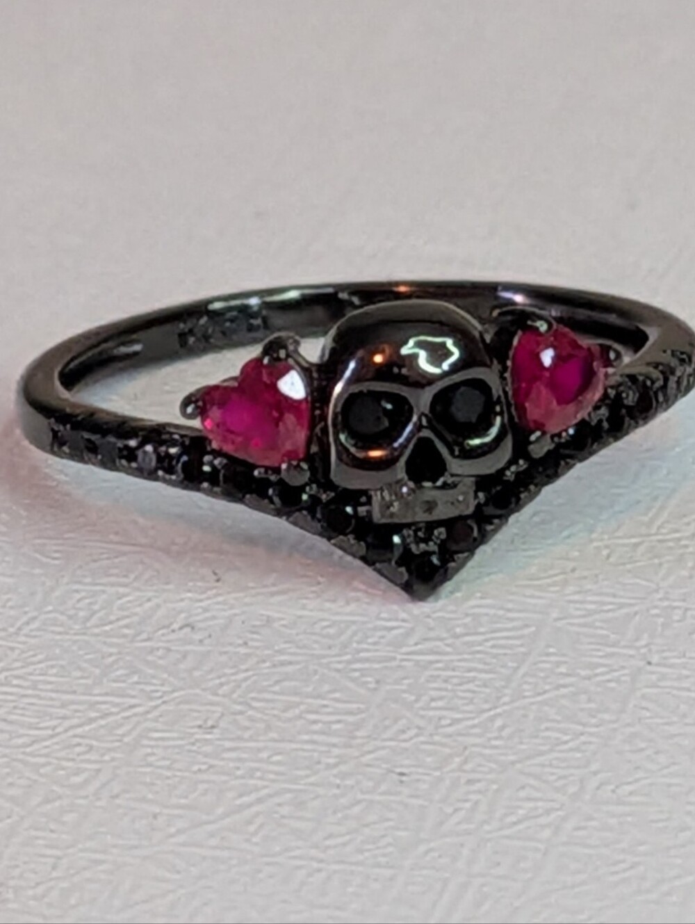 Fragrant Jewels "The Tell-Tale Heart" Black Skull Ring - Size 7